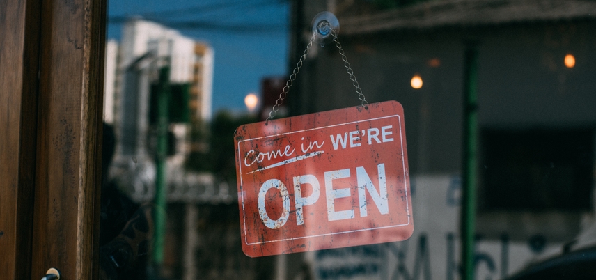 09_01_open-sign